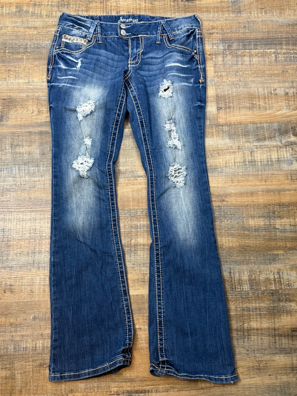 Amethyst Distressed Bootcut Jeans Size 7 | Y2K Flare Denim